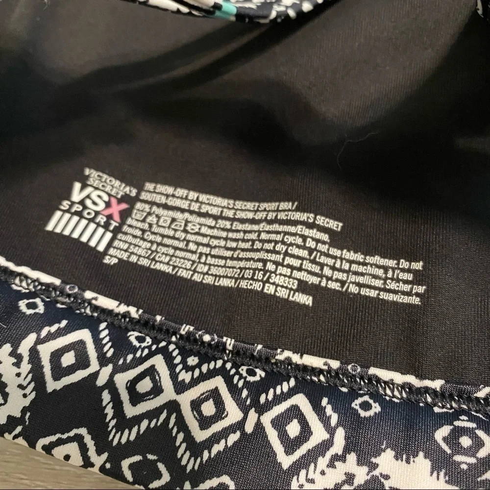 Victoria Secret VSX Sports Bra “The Show Off”, size Small